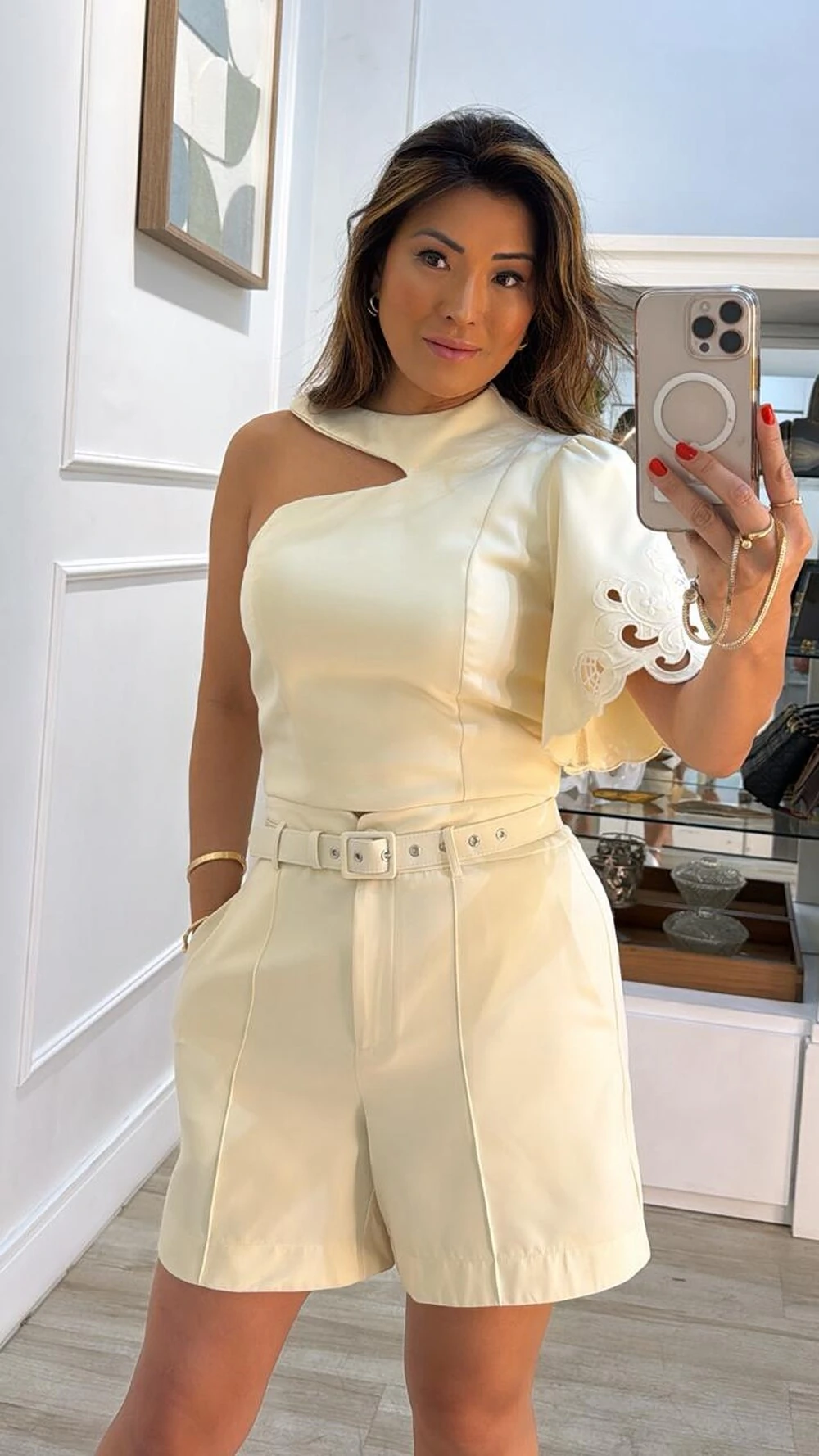 Como usar uma blusa alfaiataria e montar ótimos looks